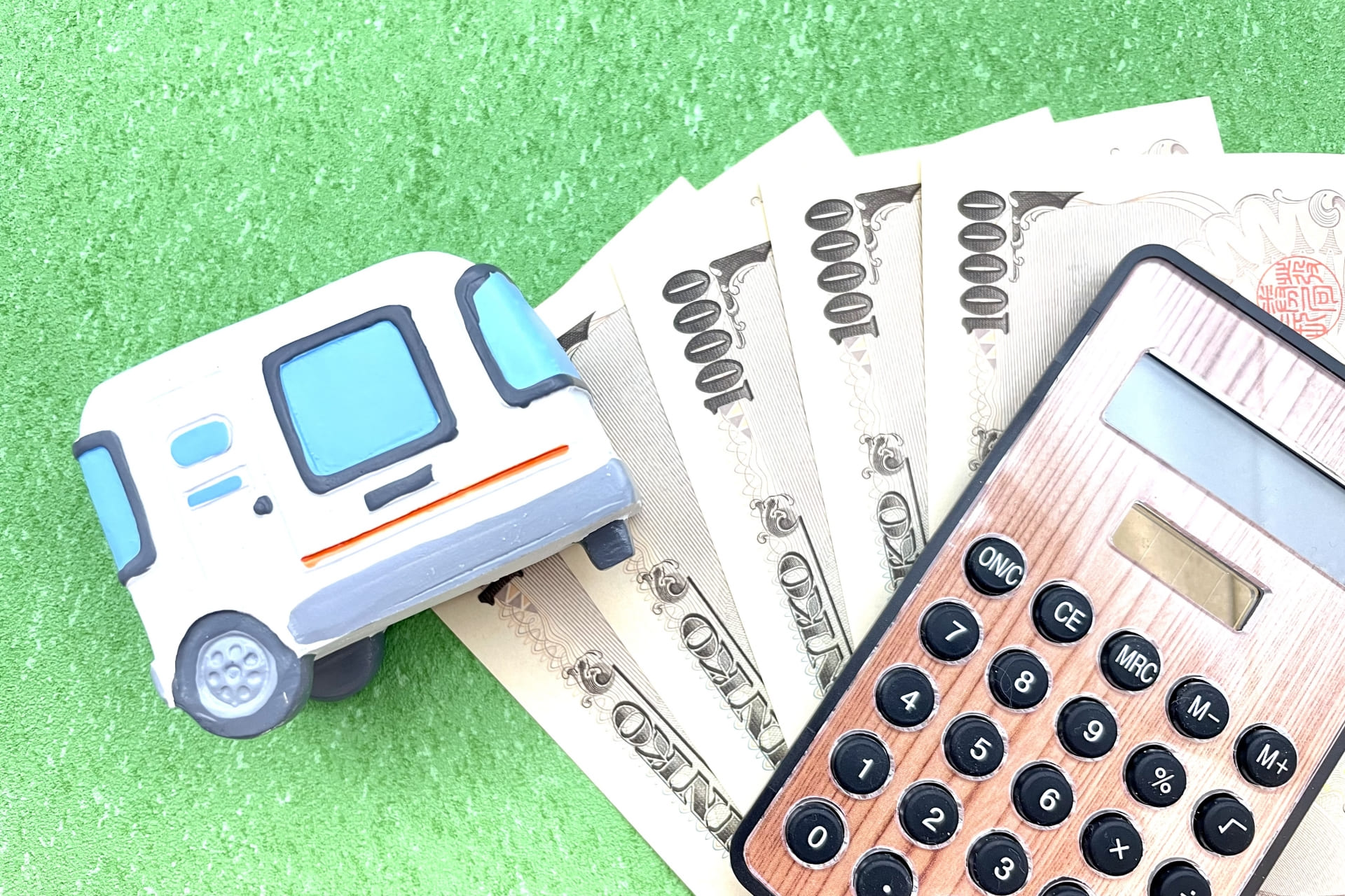 マイクロバスの乗り換え・売却もABUS.へ！高価査定の理由とスムーズな下取りプロセス